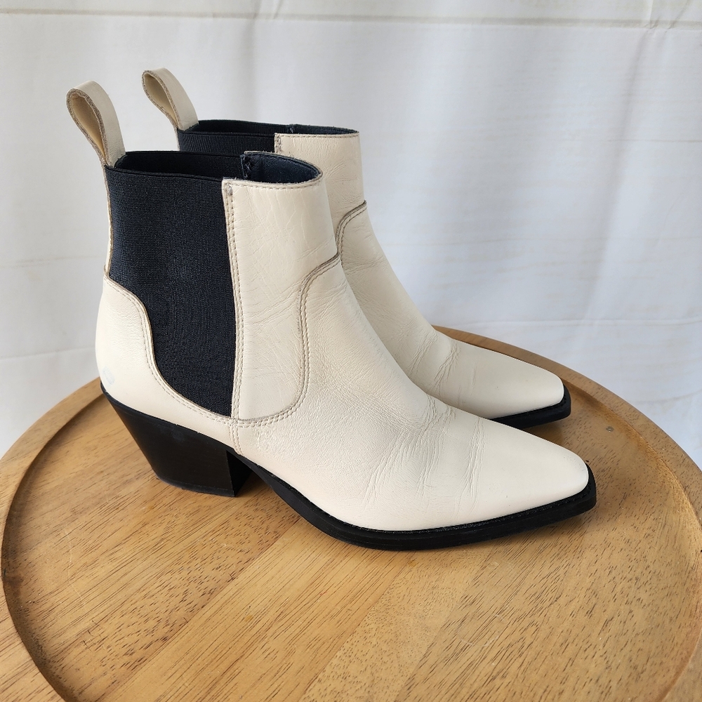 Everlane Western Cream Ankle Boots - Picture 6 of 13